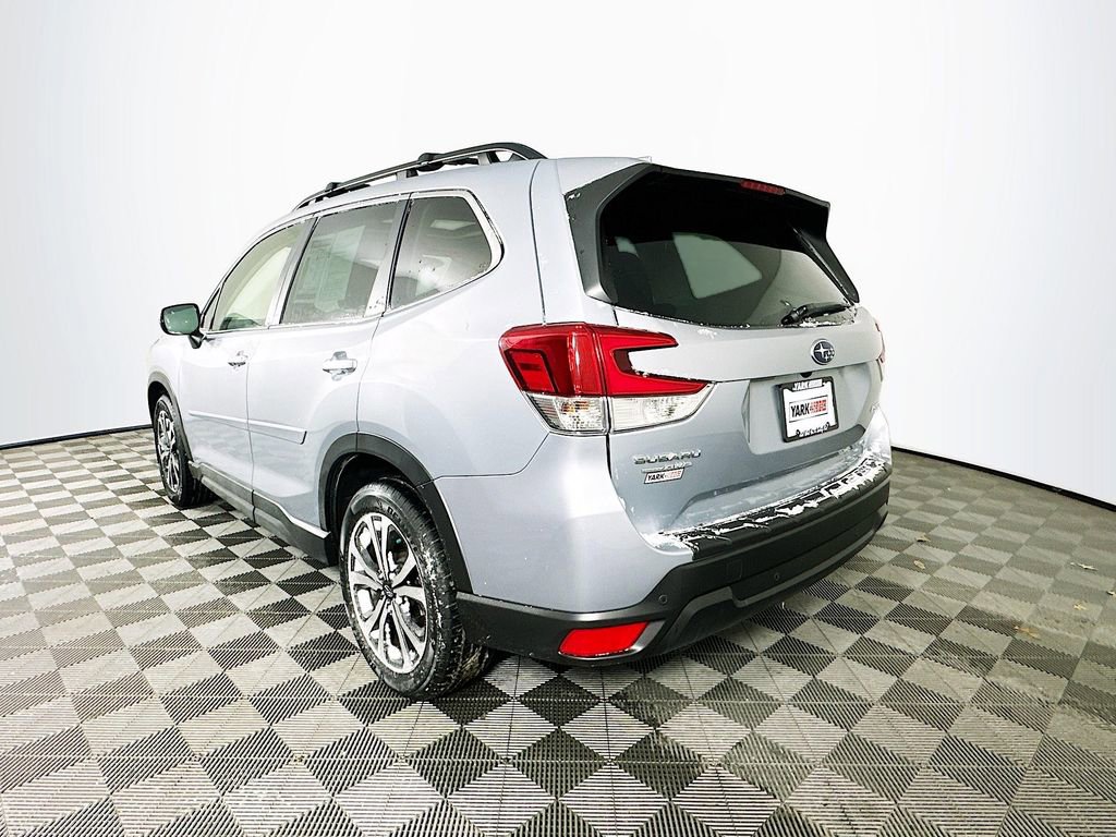 Used 2023 Subaru Forester Limited image 7