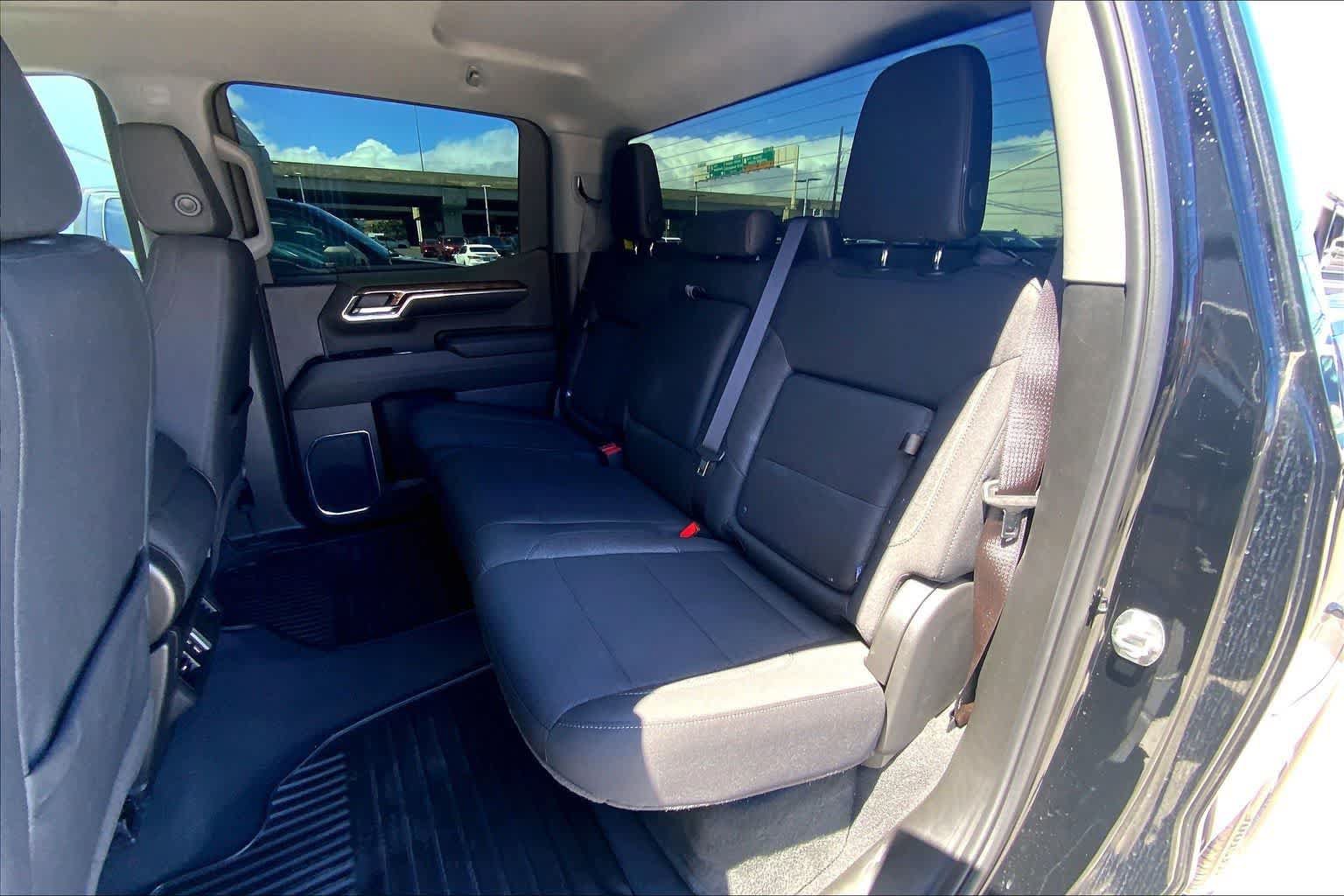 Used 2024 GMC Sierra 1500 Elevation RWD image 29