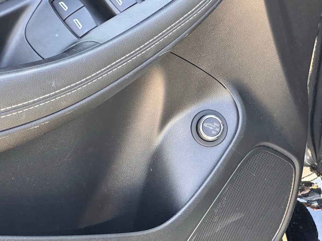 Used 2023 Buick Encore GX Select image 15