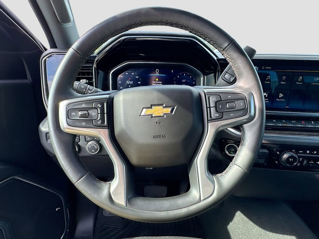 Used 2025 Chevrolet Silverado 1500 LT image 11