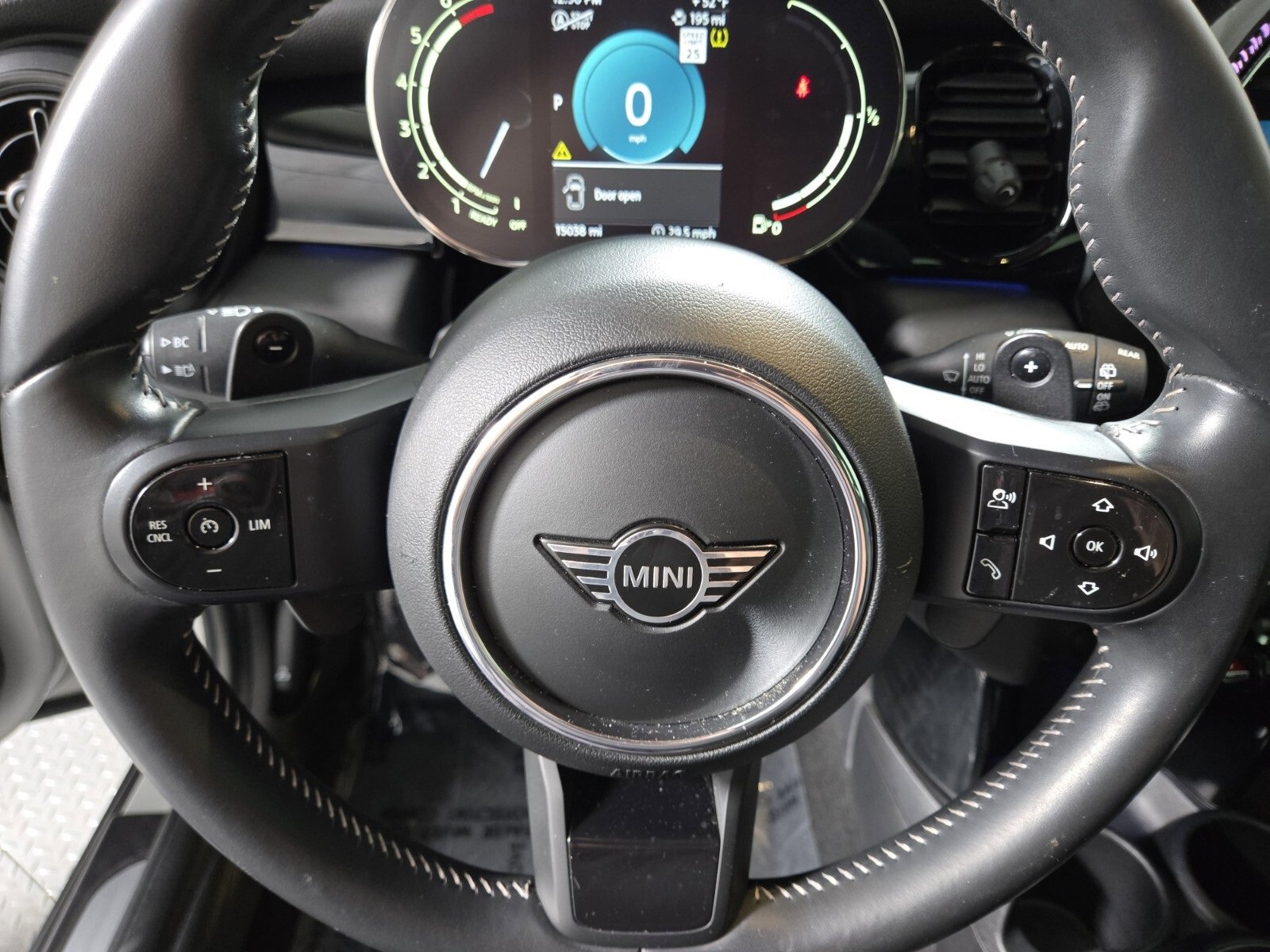 Used 2022 MINI Cooper S image 21