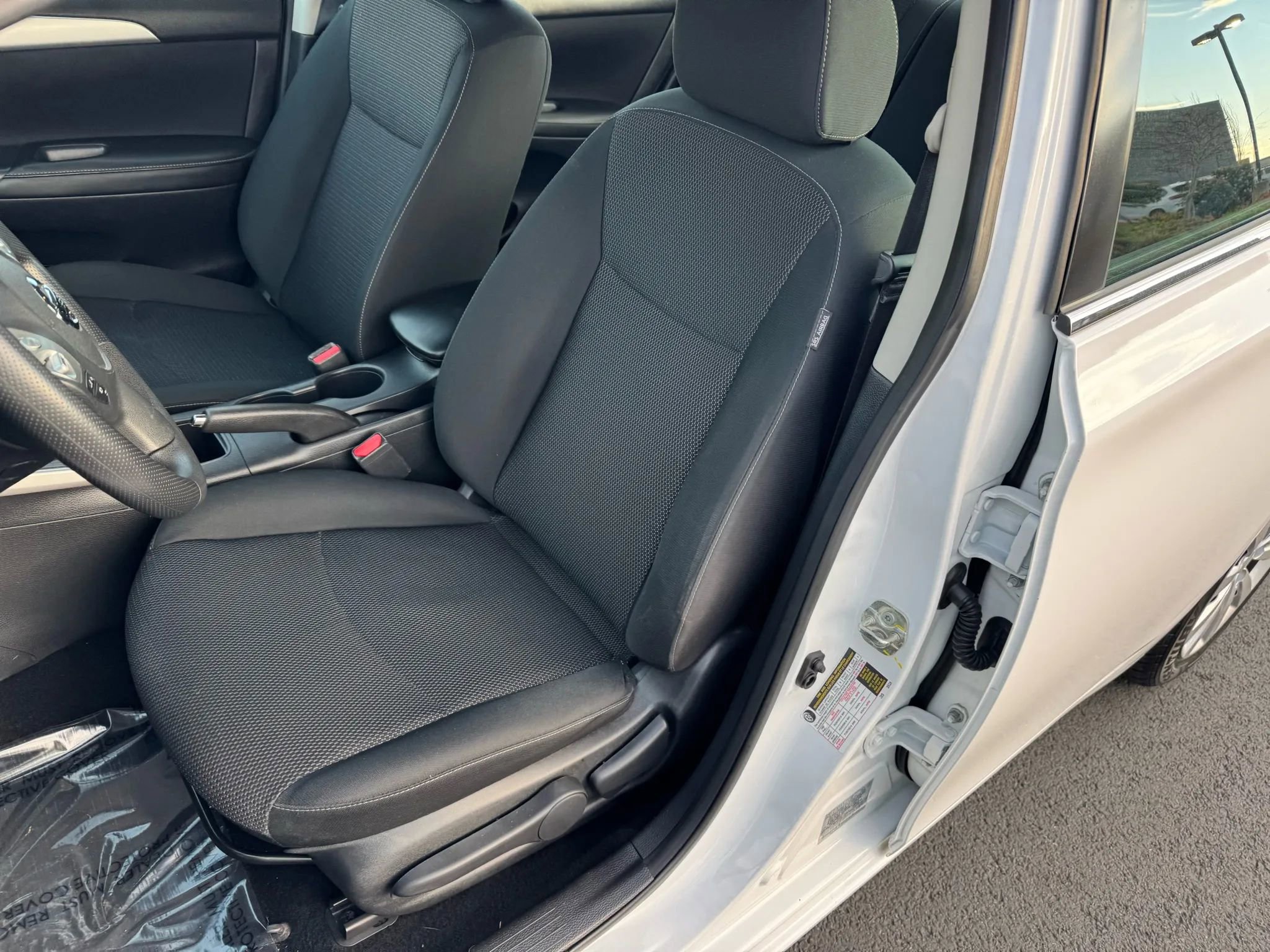 Used 2019 Nissan Sentra S image 24