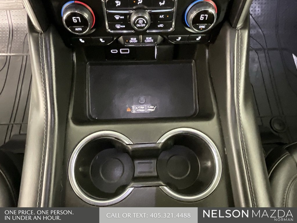 Used 2023 Chevrolet Suburban Z71 w/ Luxury Package image 37