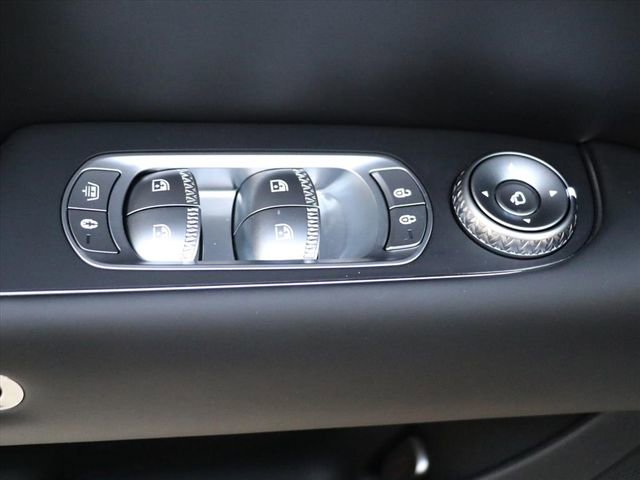 Used 2023 Genesis G90 3.5T image 18