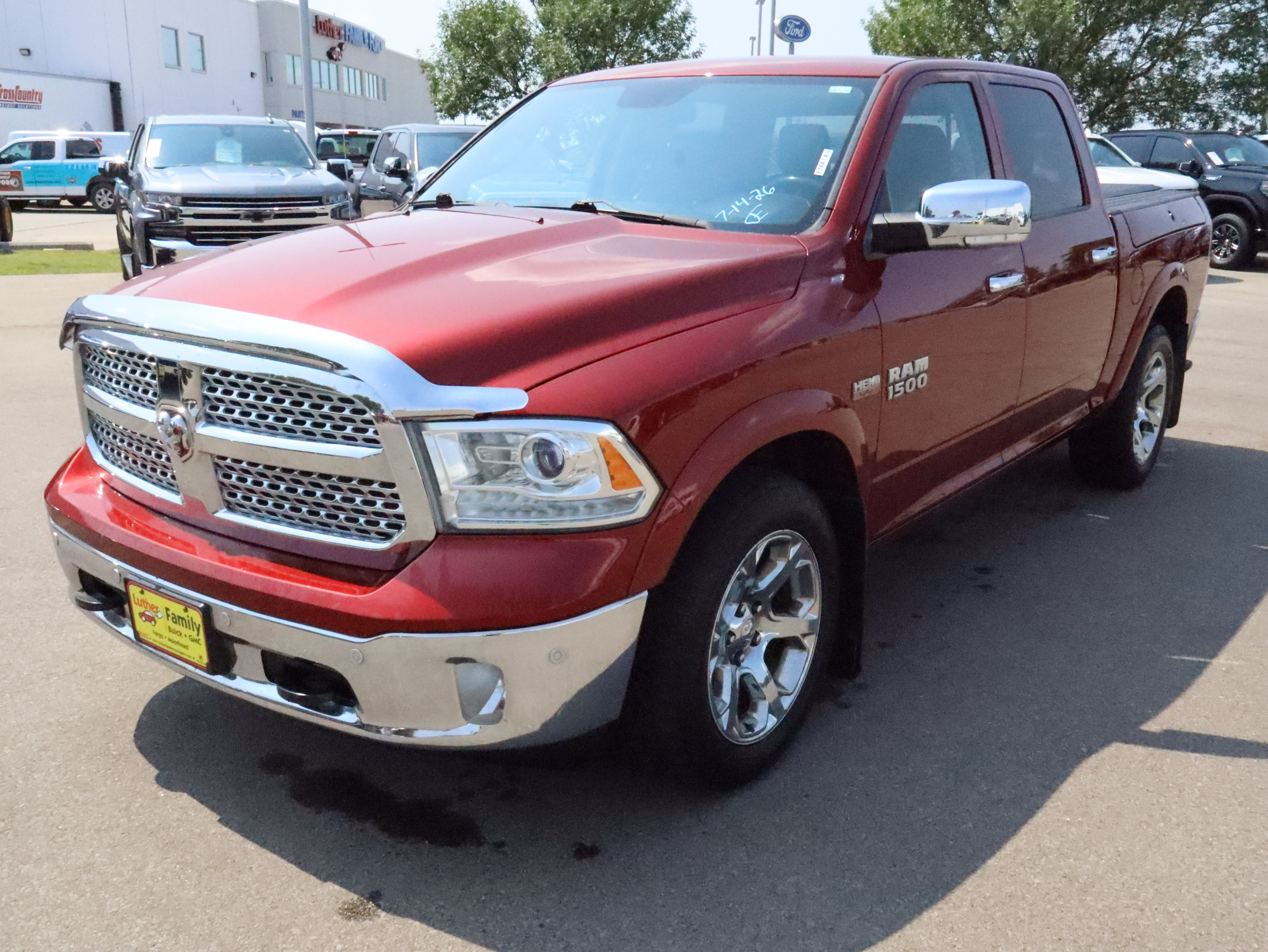 Used 2014 RAM 1500 Laramie w/ Convenience Group AWD/4WD image 3