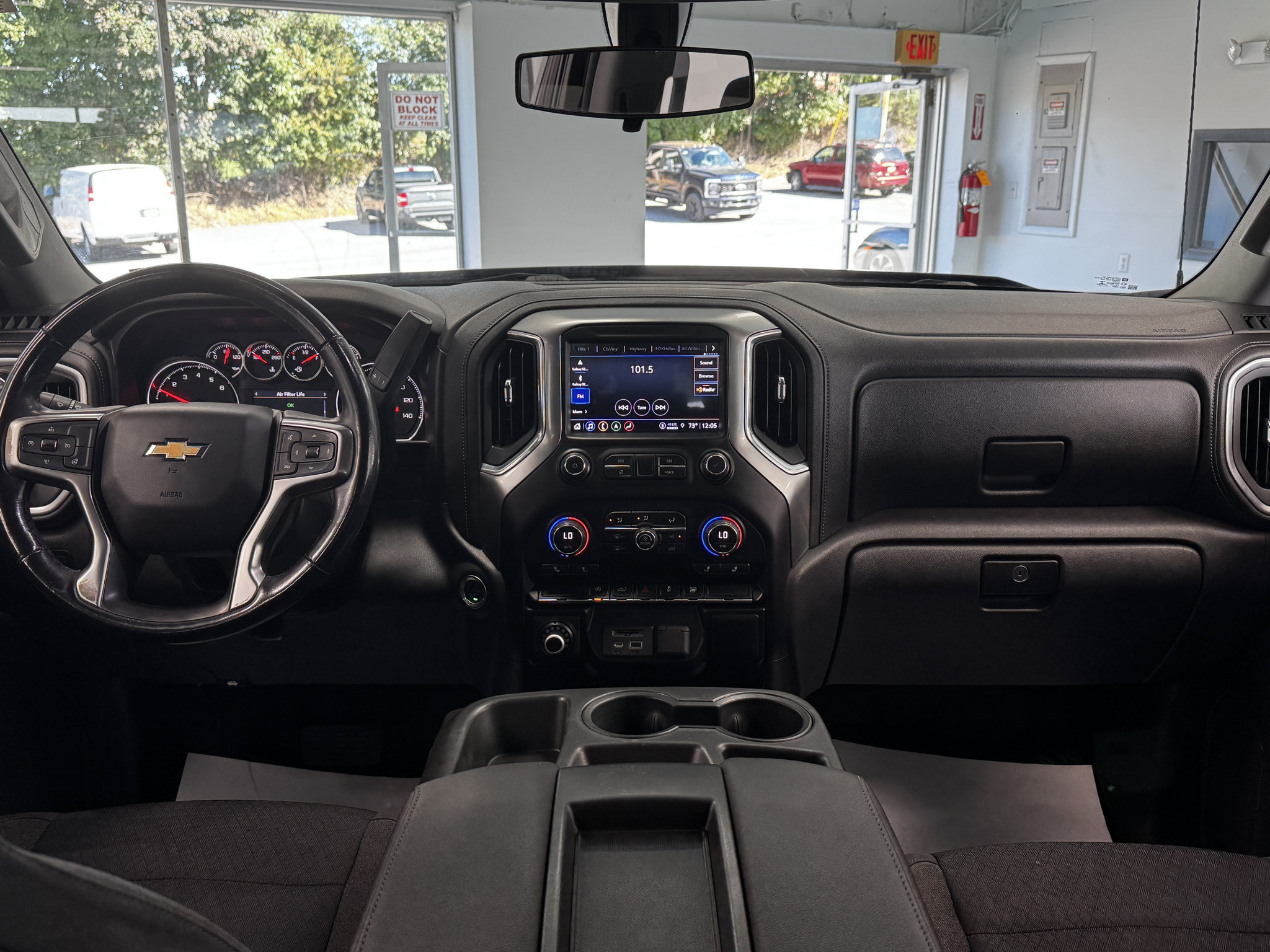 Used 2019 Chevrolet Silverado 1500 LT w/ All-Star Edition AWD/4WD image 18