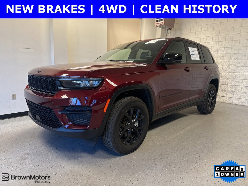 Used 2024 Jeep Grand Cherokee Altitude