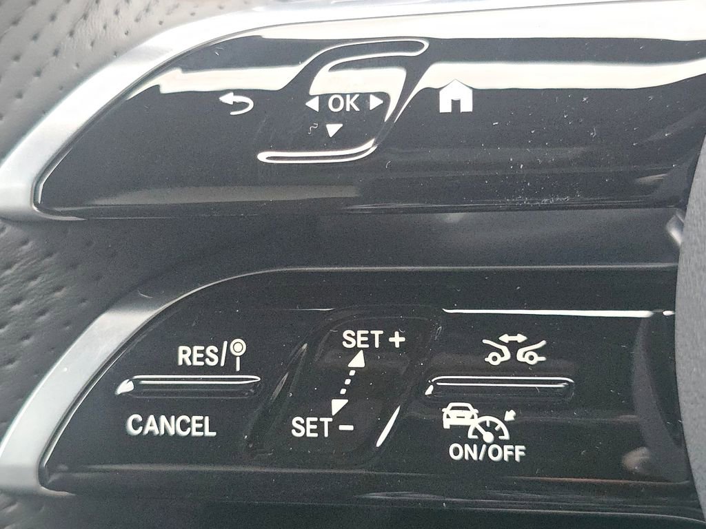 New 2026 Mercedes-Benz GLC 300 4MATIC image 34