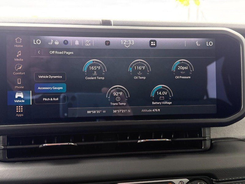 Used 2025 Jeep Wrangler Unlimited Sahara AWD/4WD image 39