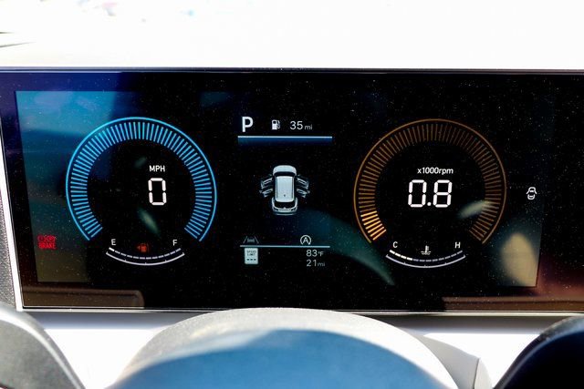 New 2025 Hyundai Tucson SEL image 9