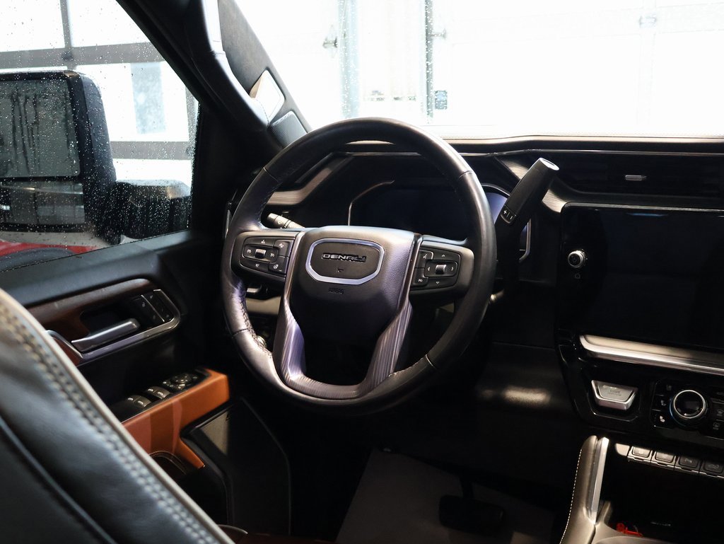 Certified 2025 GMC Sierra 2500 Denali Ultimate image 30
