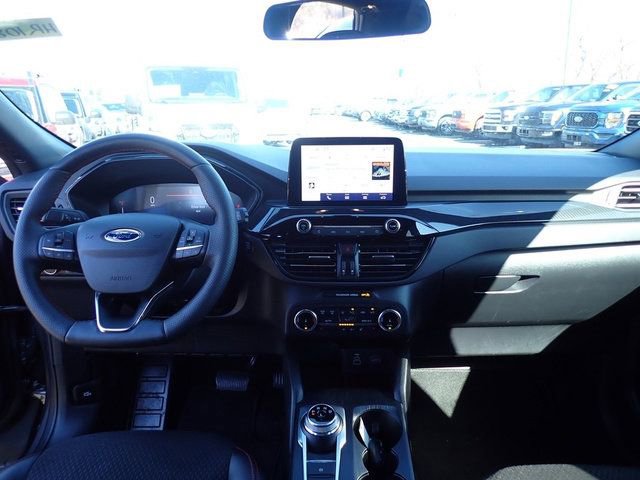 Certified 2025 Ford Escape ST-Line Select image 19