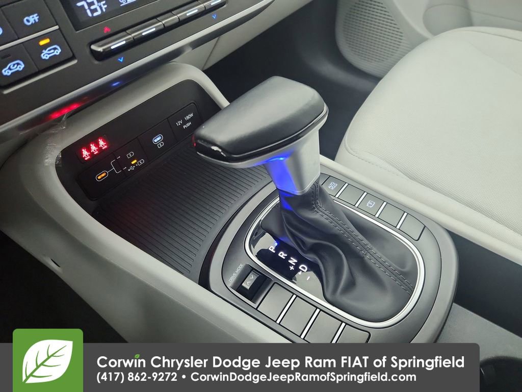 Used 2025 Hyundai Kona SEL image 26