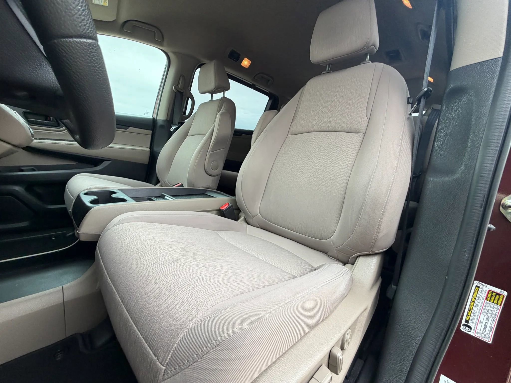 Used 2019 Honda Odyssey EX image 18
