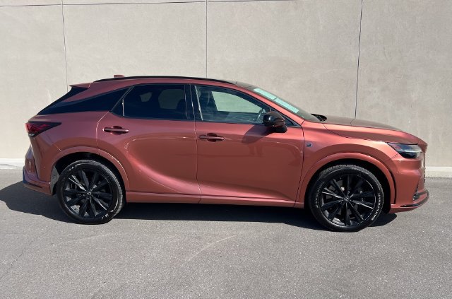 Used 2023 Lexus RX 500h F Sport w/ Accessory Package (K3) AWD/4WD image 5