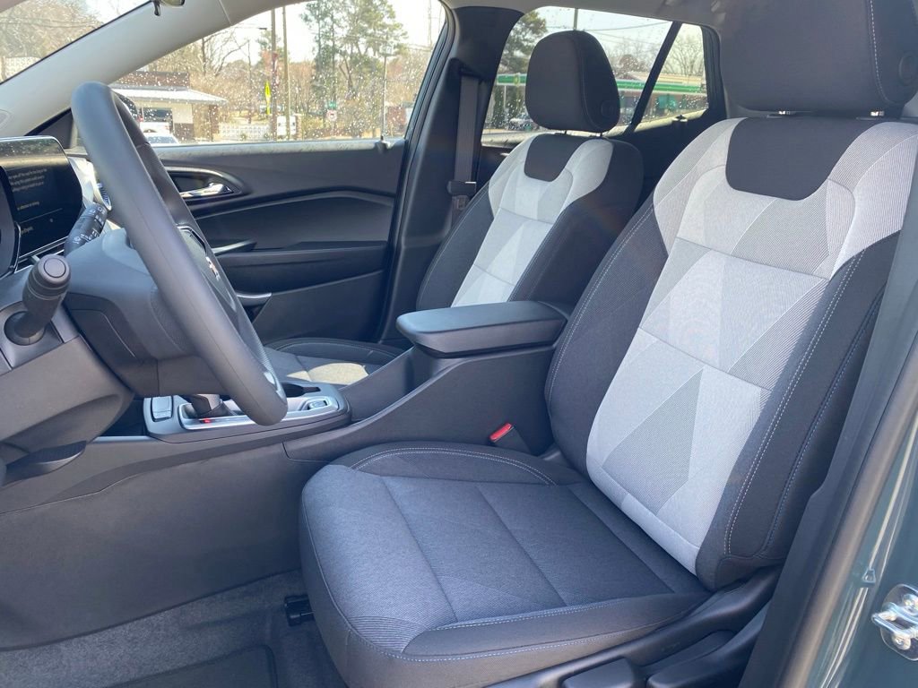 New 2026 Chevrolet Trax LS image 10