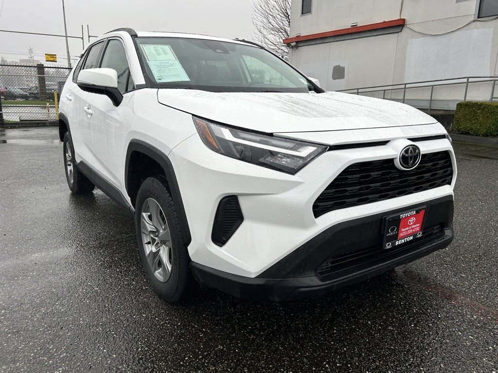 Certified 2025 Toyota RAV4 XLE w/ Convenience Package image 3