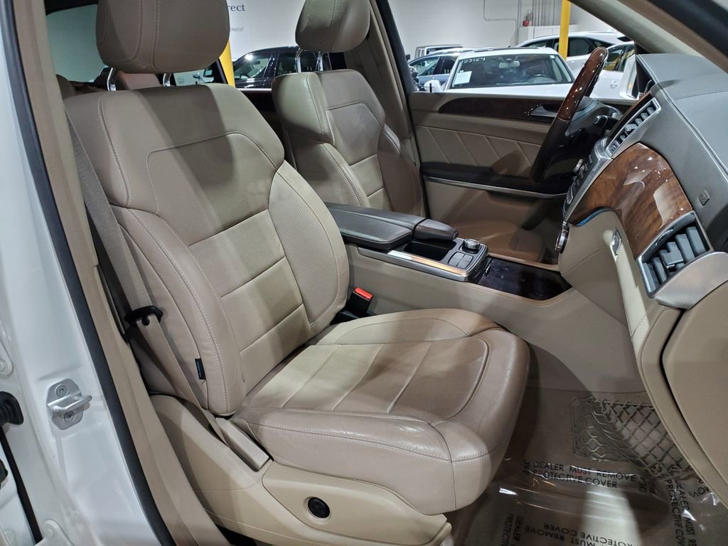 Used 2014 Mercedes-Benz GL 450 4MATIC image 13