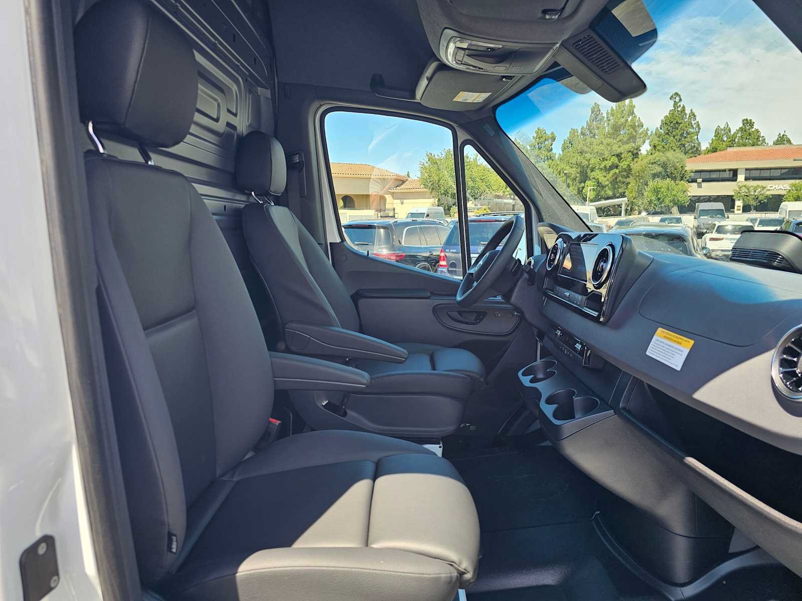 New 2026 Mercedes-Benz Sprinter 2500 image 10