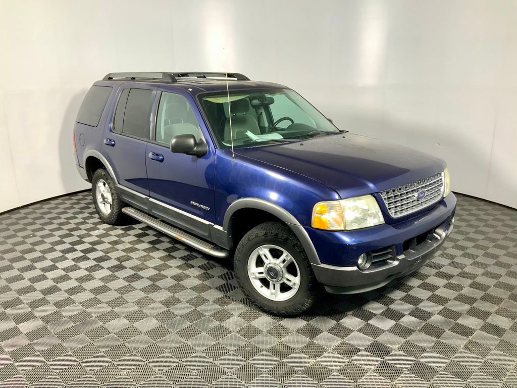 Used 2005 Ford Explorer XLT AWD/4WD image 2
