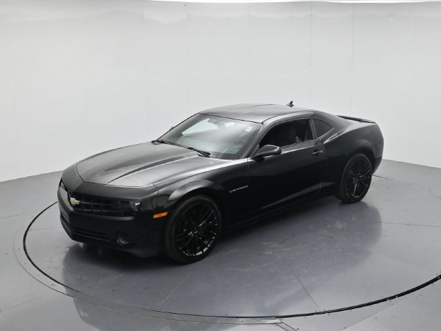 Used 2013 Chevrolet Camaro LS RWD image 42
