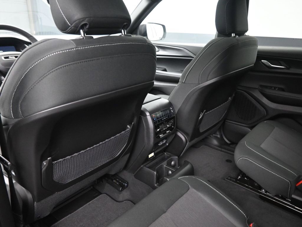 New 2025 Jeep Grand Cherokee L Laredo w/ Luxury Tech Group I image 12