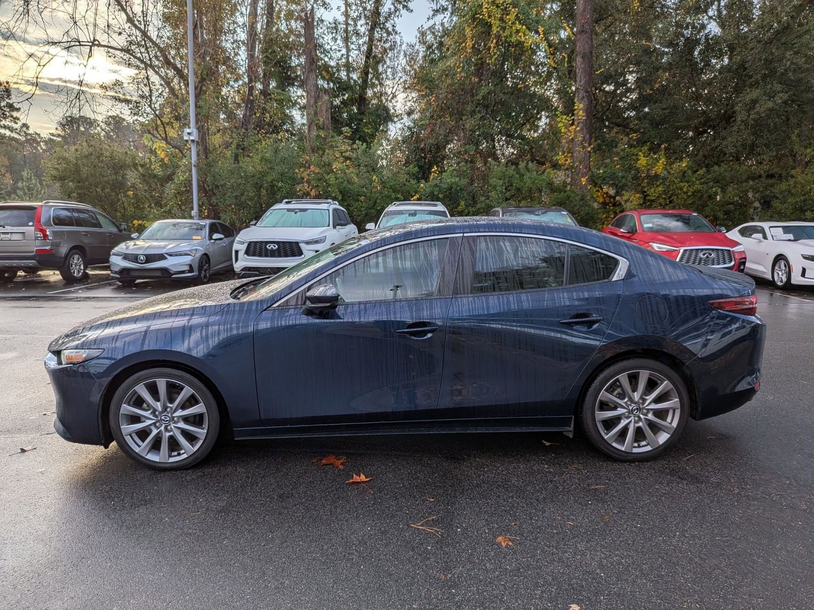 Used 2020 MAZDA MAZDA3 Sedan w/ Select Package image 6
