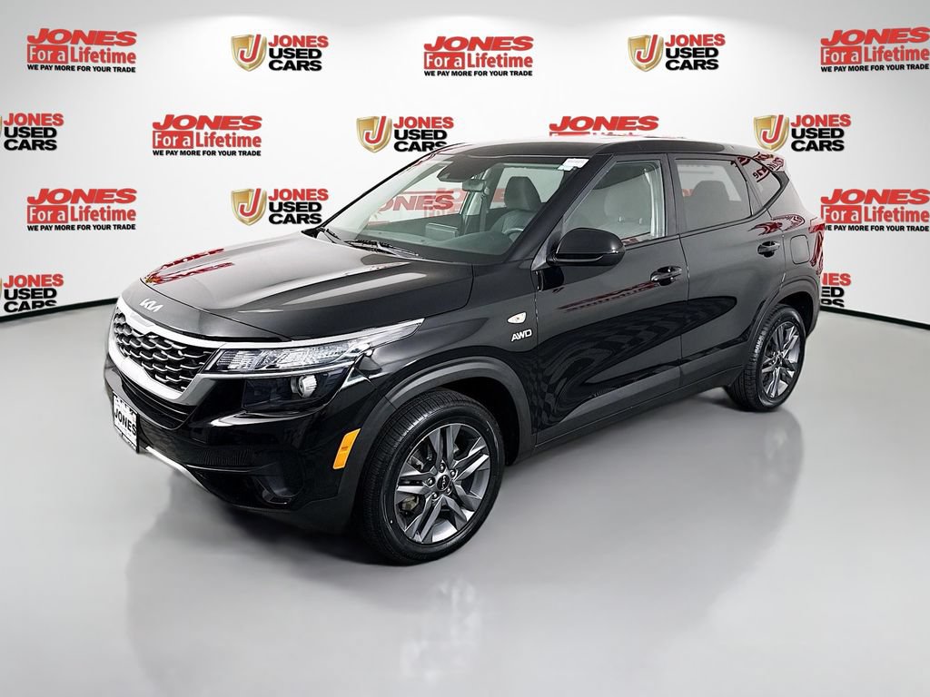 Certified 2023 Kia Seltos LX AWD/4WD image 13
