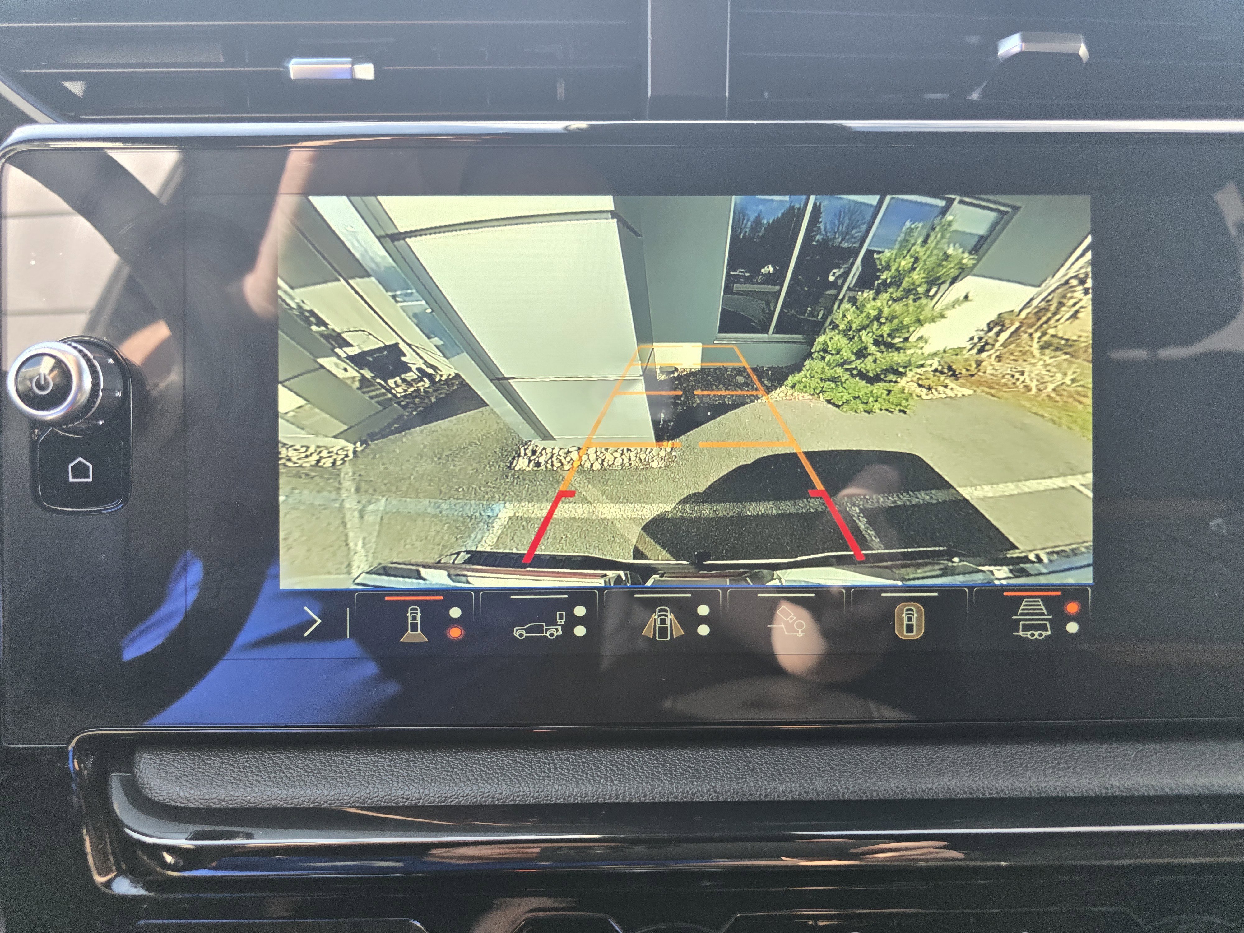 Used 2025 GMC Sierra 1500 AT4 image 33