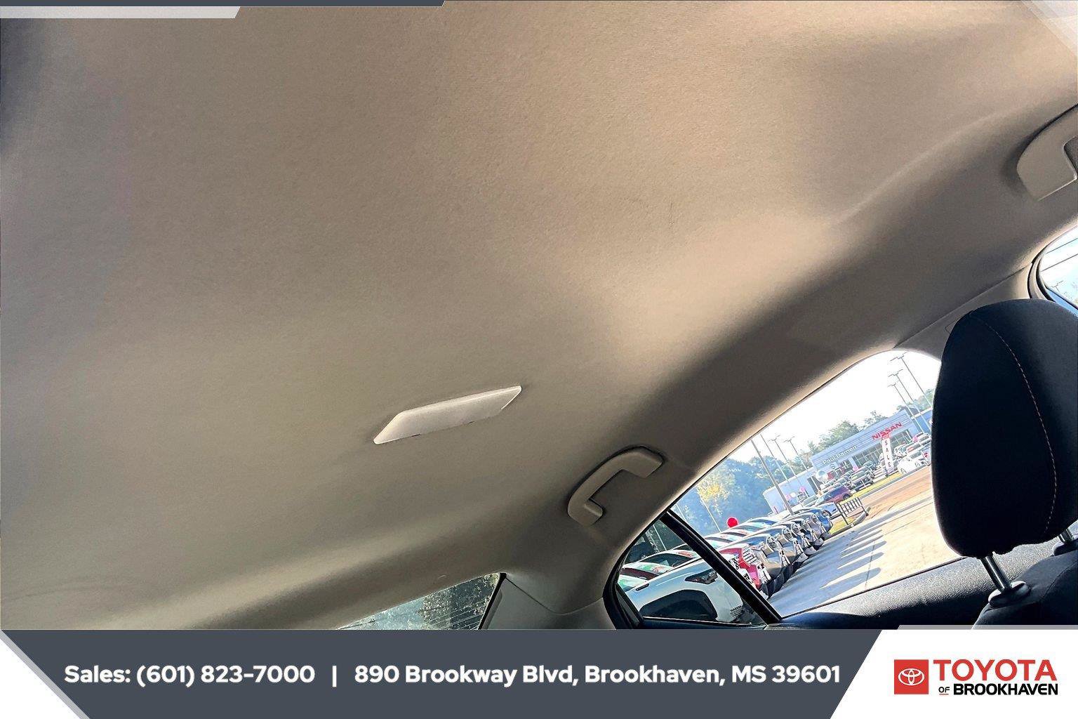 Used 2025 Nissan Sentra SV FWD image 16