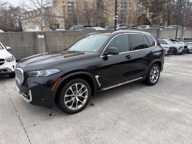 Certified 2024 BMW X5 xDrive40i w/ Premium Package