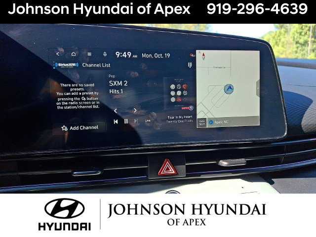 Certified 2024 Hyundai Elantra Limited FWD image 16
