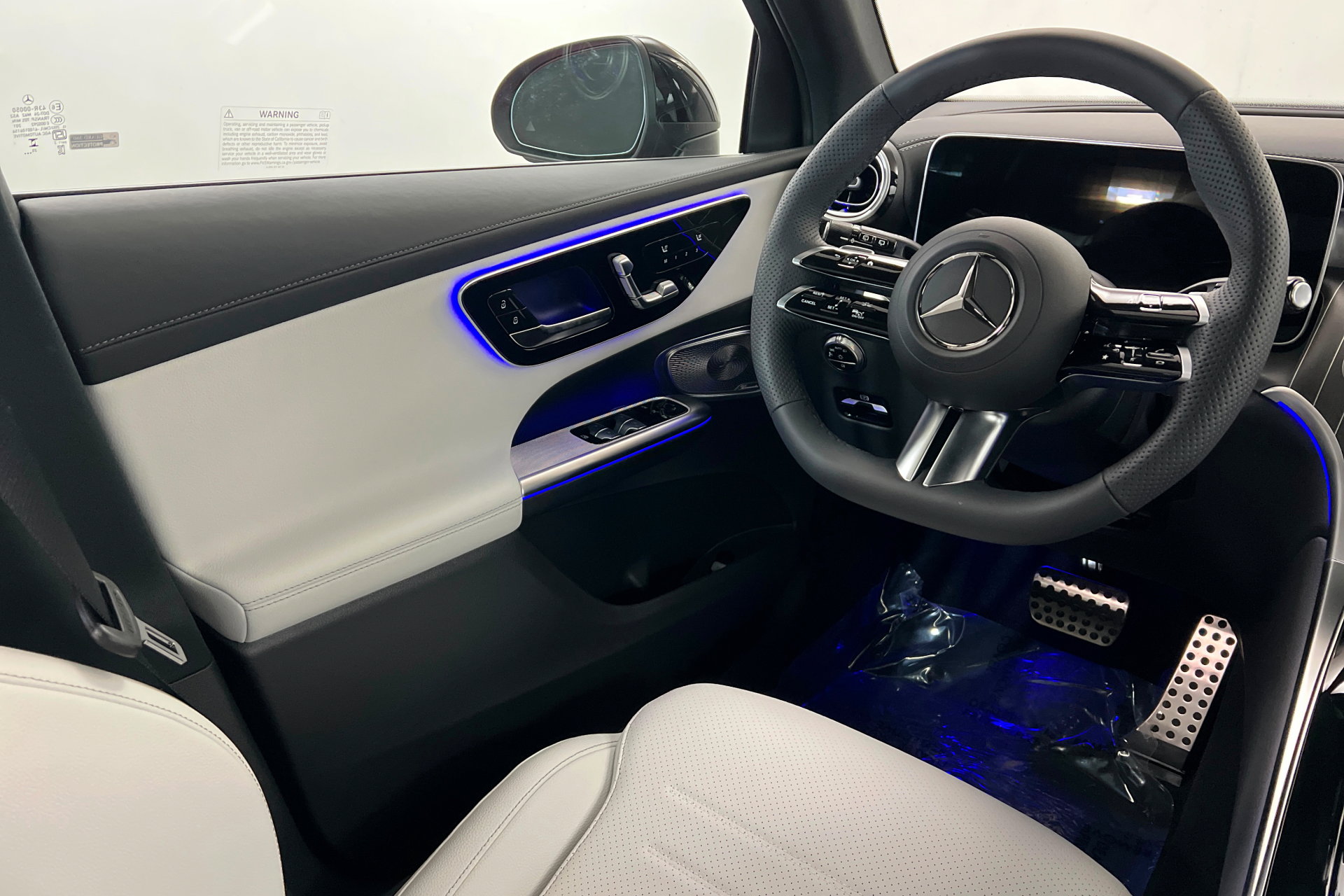 New 2026 Mercedes-Benz GLC 300 4MATIC image 11