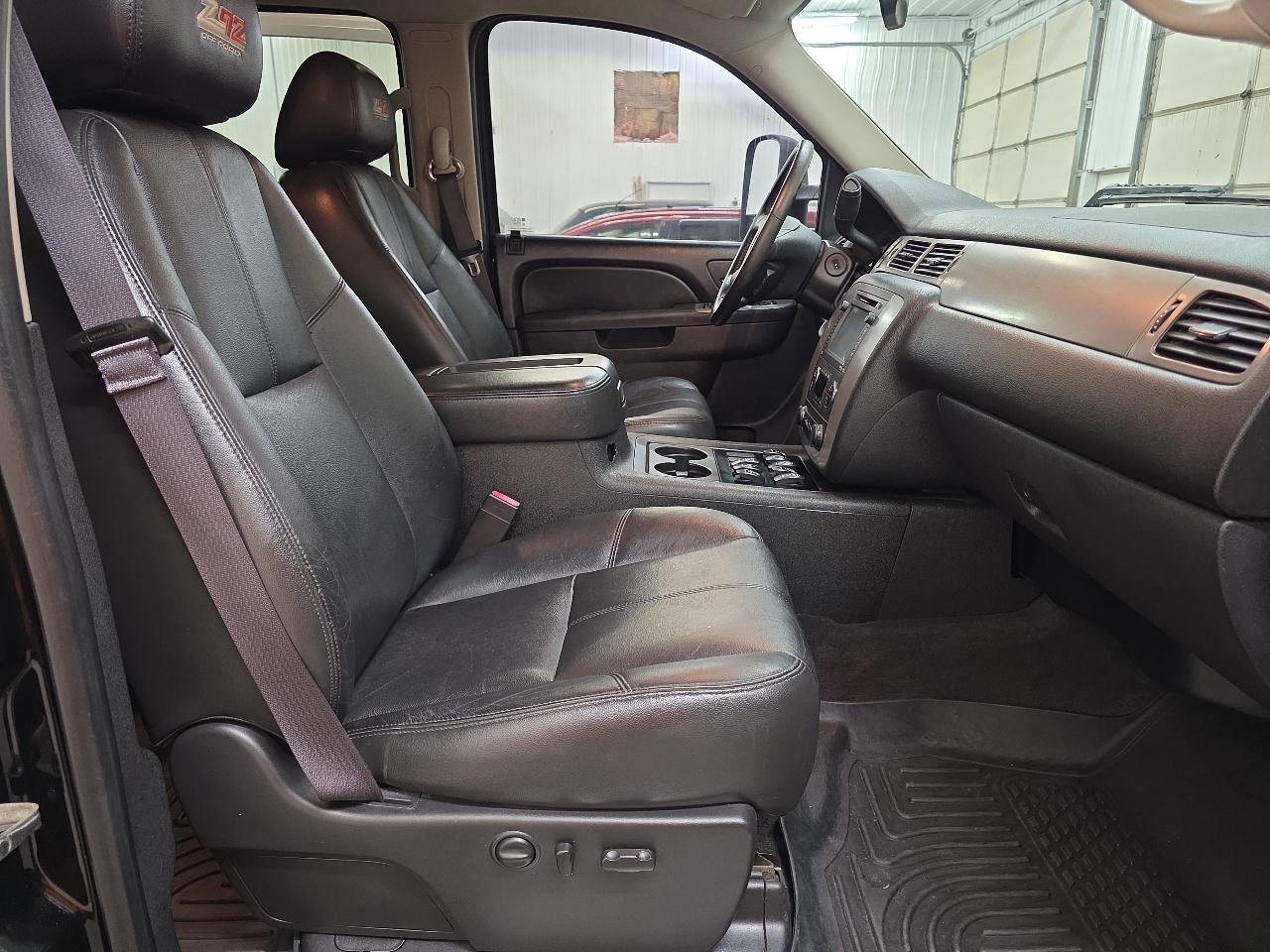 Used 2013 Chevrolet Silverado 2500 LTZ w/ LTZ Plus Package image 47