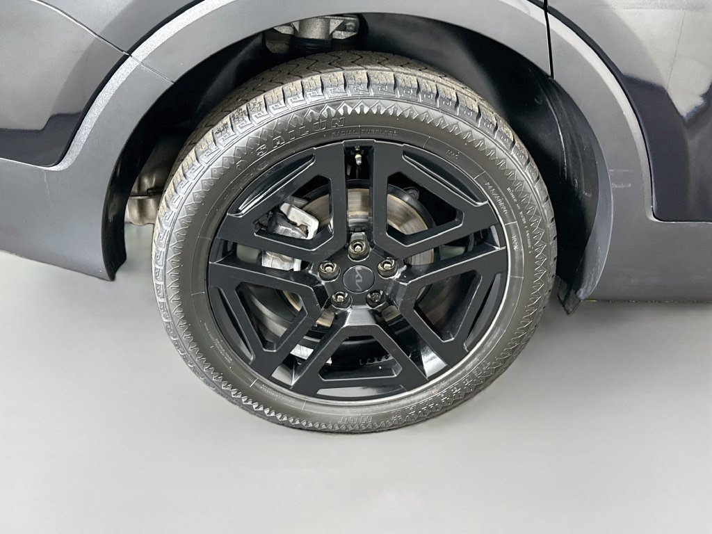 Used 2025 Kia Telluride EX X-Line AWD/4WD image 32
