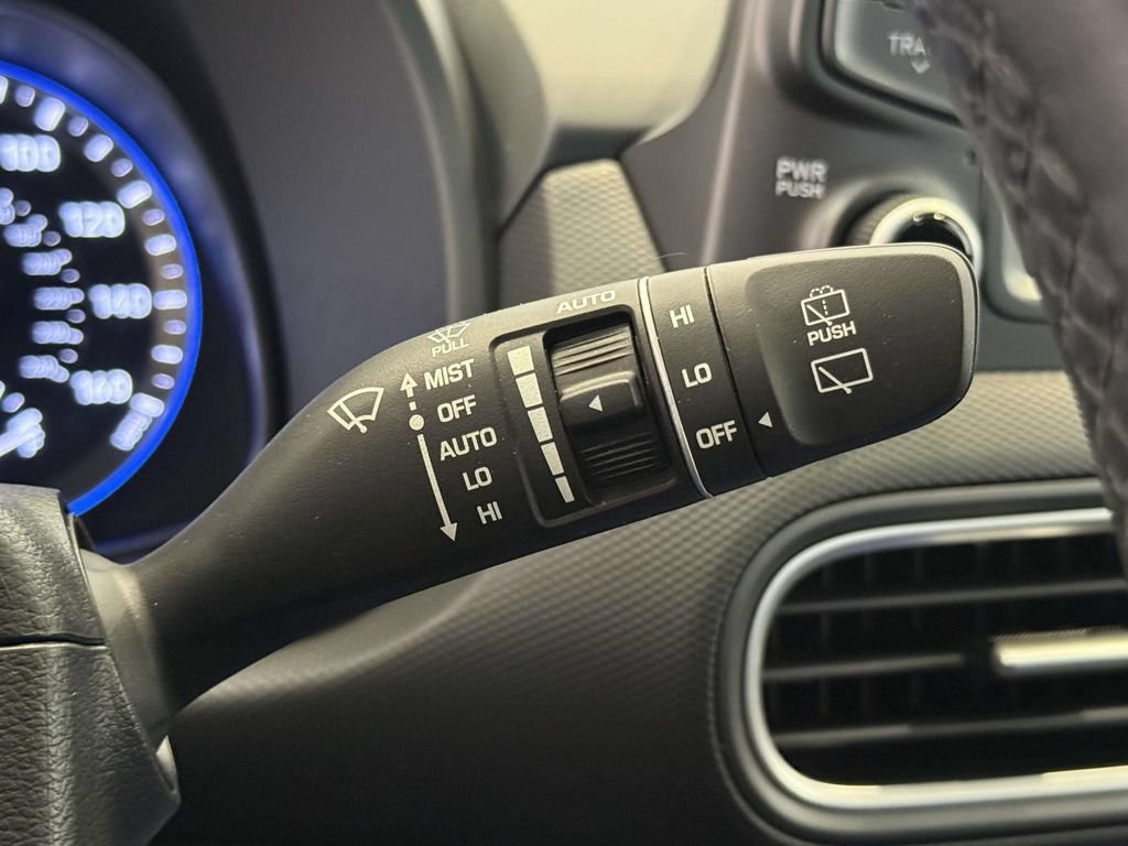 Used 2019 Hyundai Kona Ultimate FWD image 29