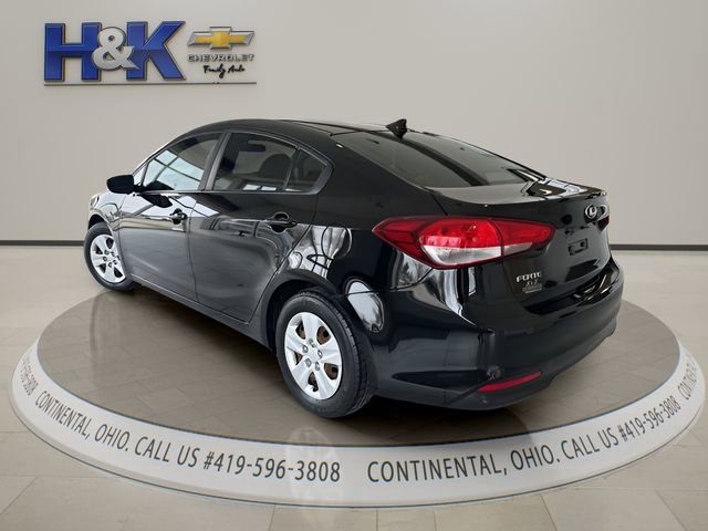Used 2017 Kia Forte LX image 4