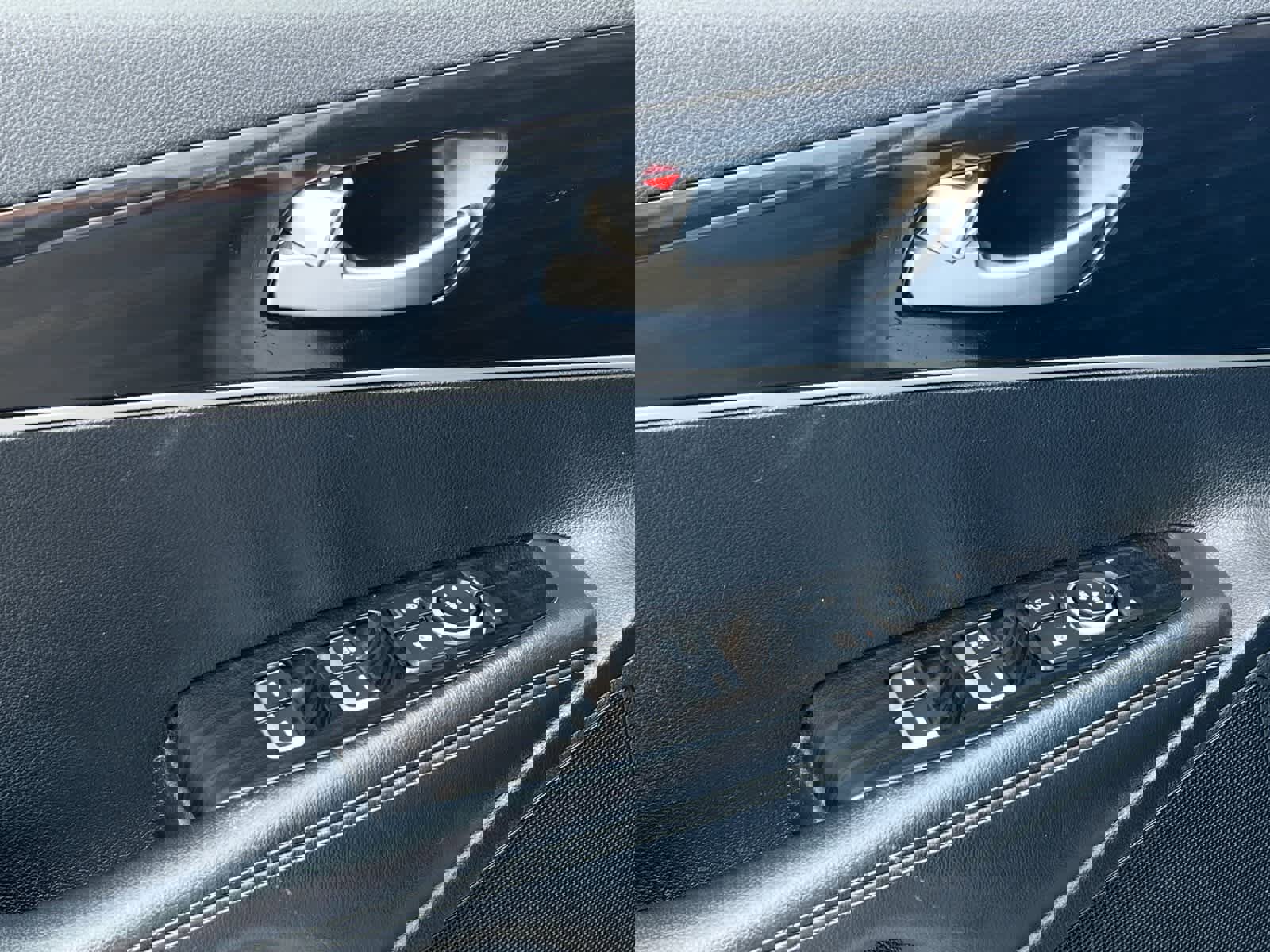 Used 2019 Kia Sorento L image 12