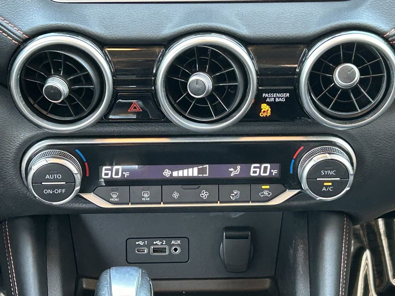 Certified 2022 Nissan Sentra SR w/ Midnight Edition image 19