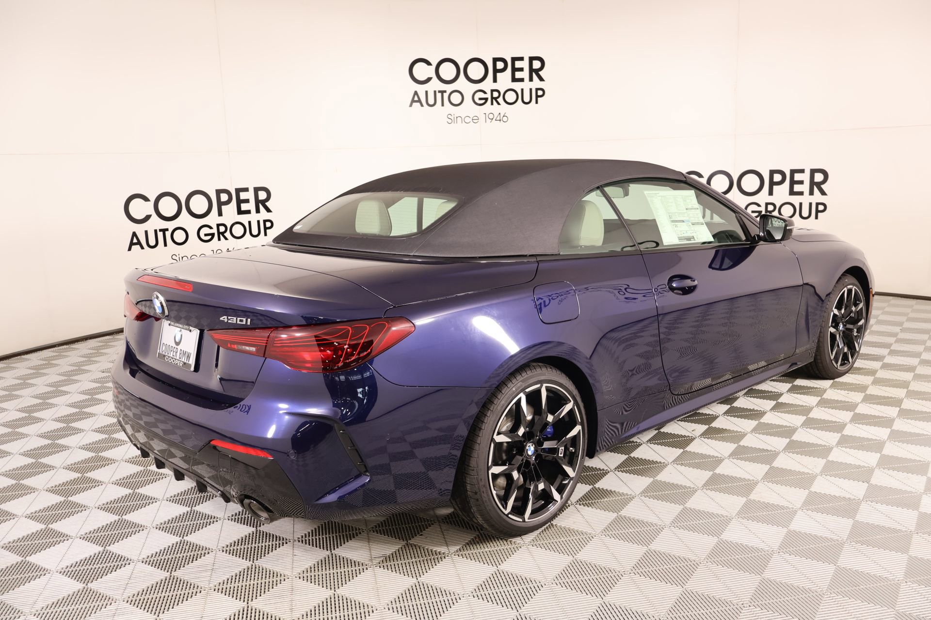 New 2027 BMW 430i xDrive Convertible AWD/4WD image 19