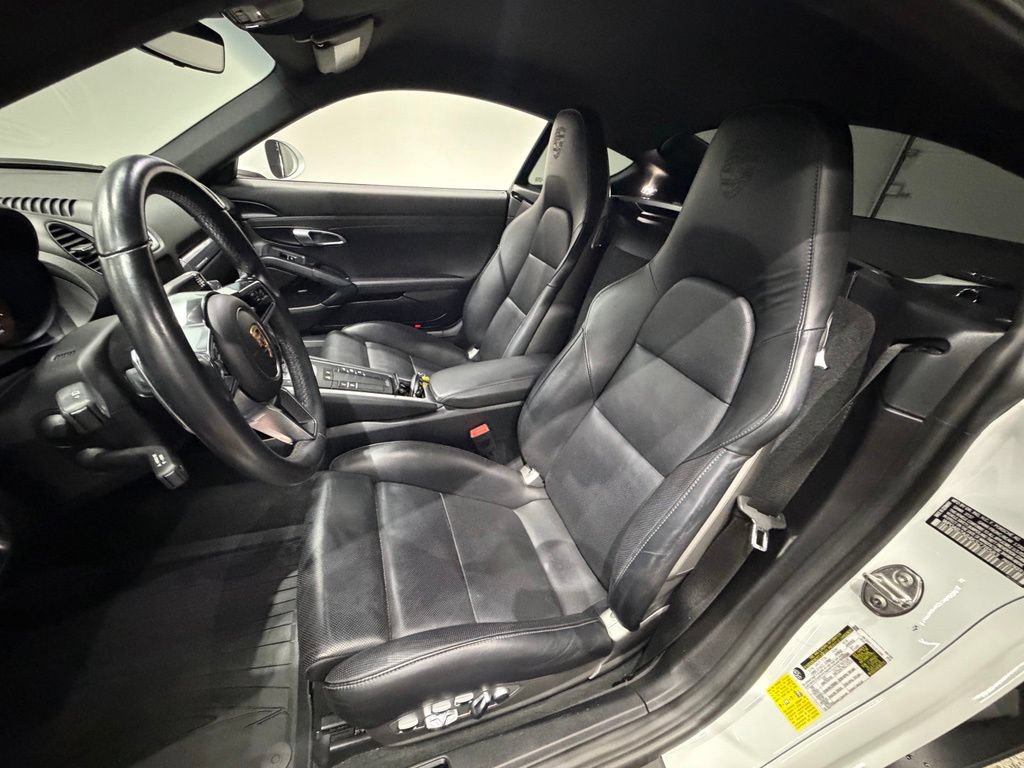 Used 2019 Porsche 718 Cayman S RWD image 26