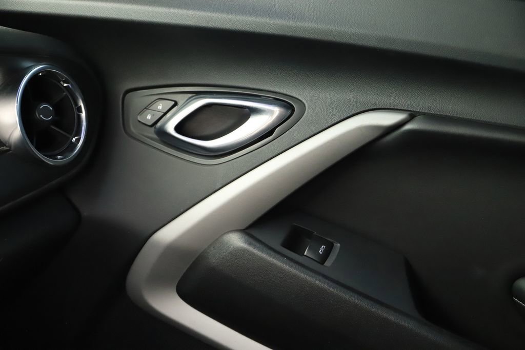 Used 2020 Chevrolet Camaro LT RWD image 26