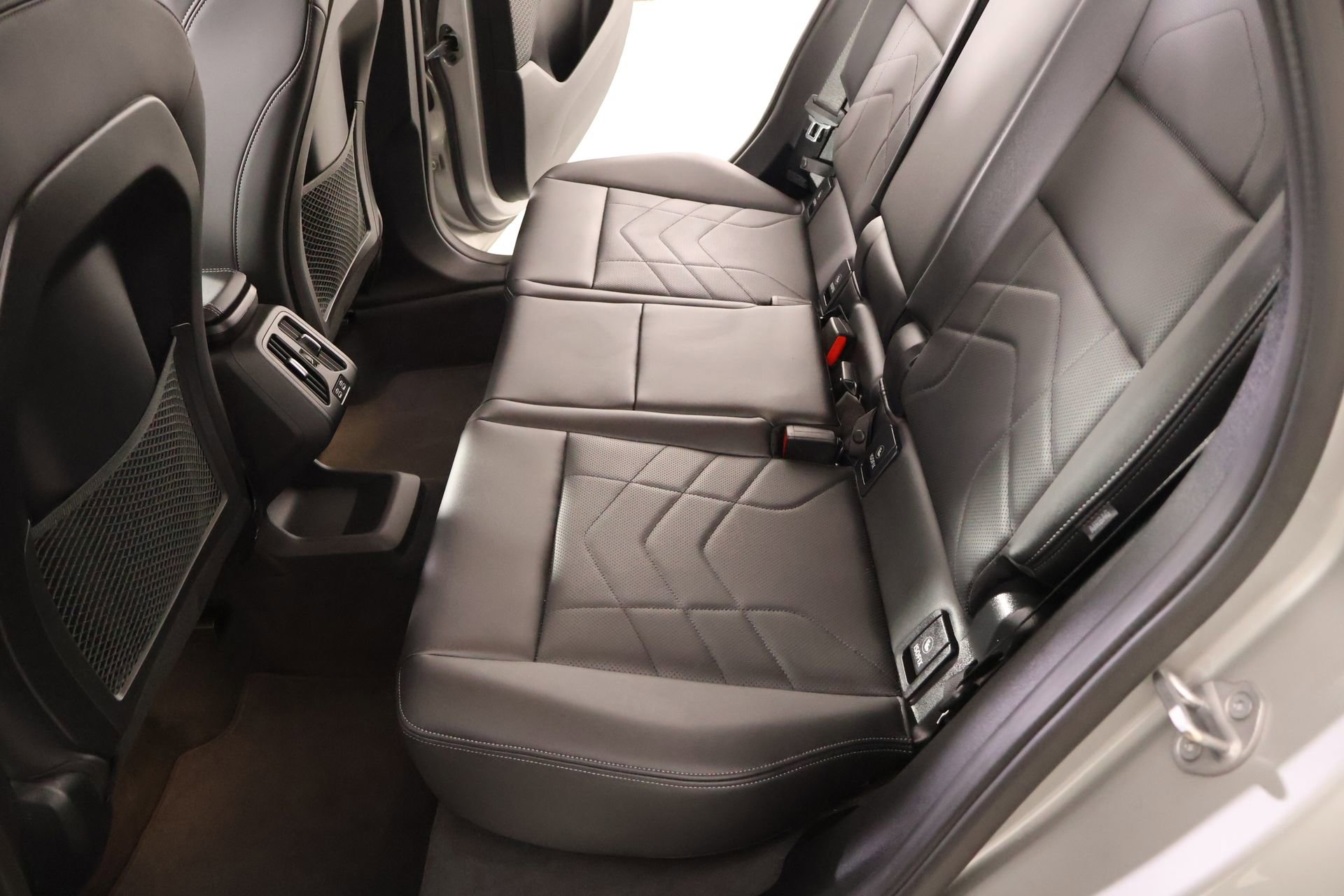 Used 2023 BMW X1 xDrive28i w/ Convenience Package AWD/4WD image 13