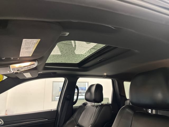 Used 2018 Jeep Grand Cherokee Limited AWD/4WD image 23