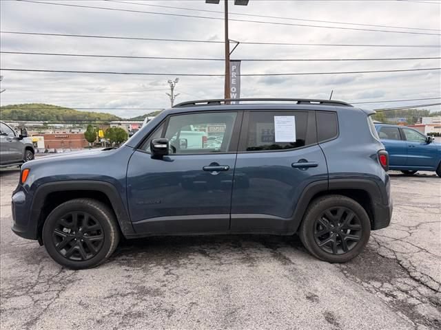 Used 2022 Jeep Renegade Altitude AWD/4WD image 8
