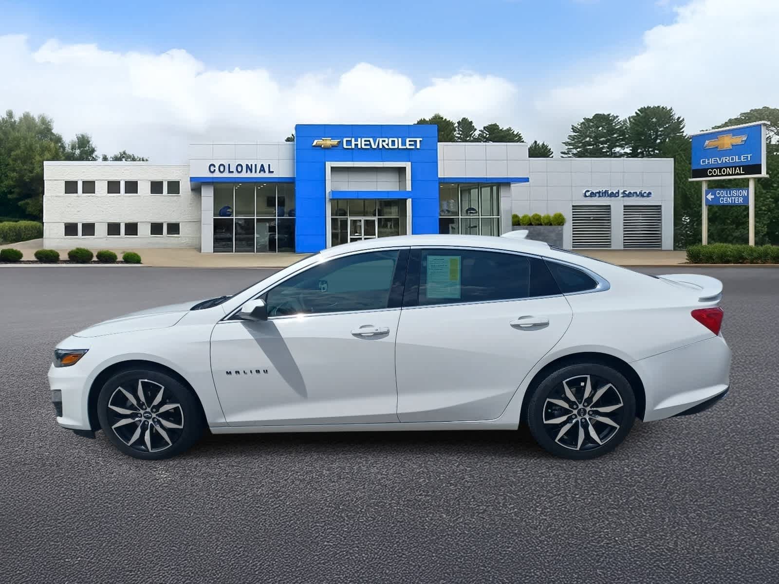 Used 2023 Chevrolet Malibu RS FWD image 6