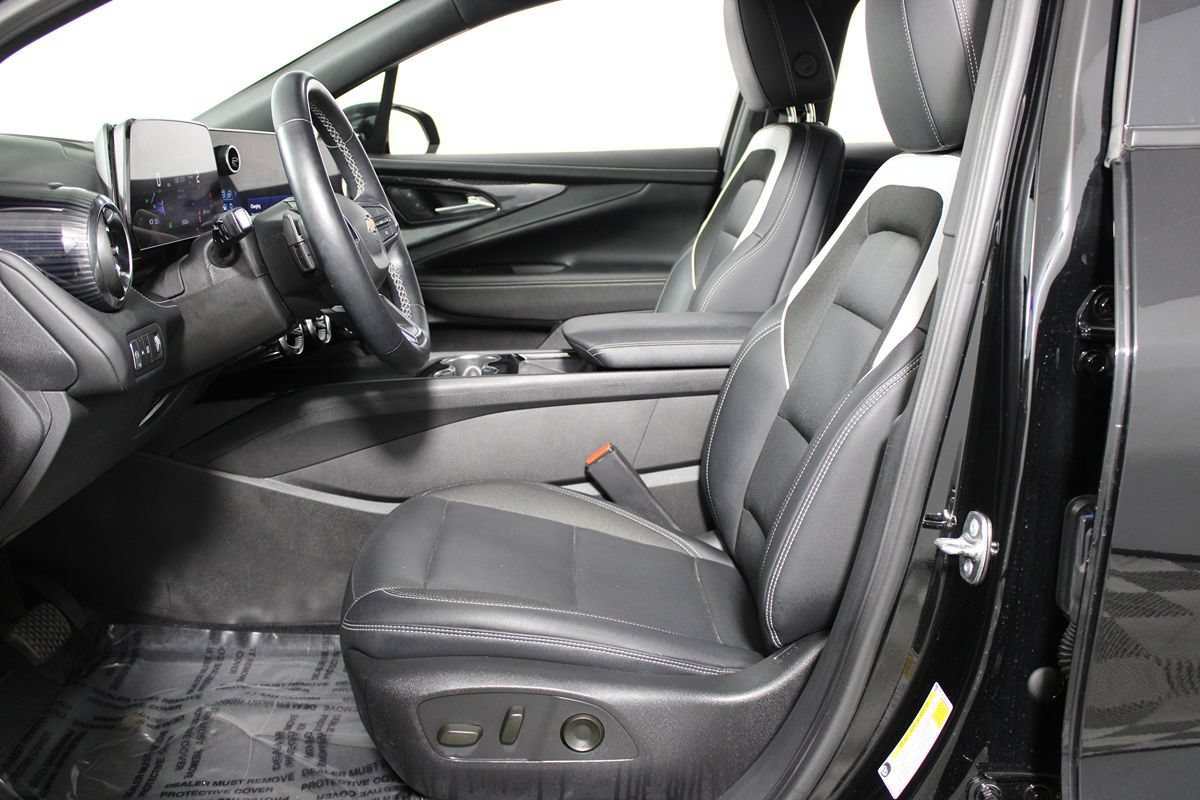 Used 2024 Chevrolet Blazer EV LT AWD/4WD image 6