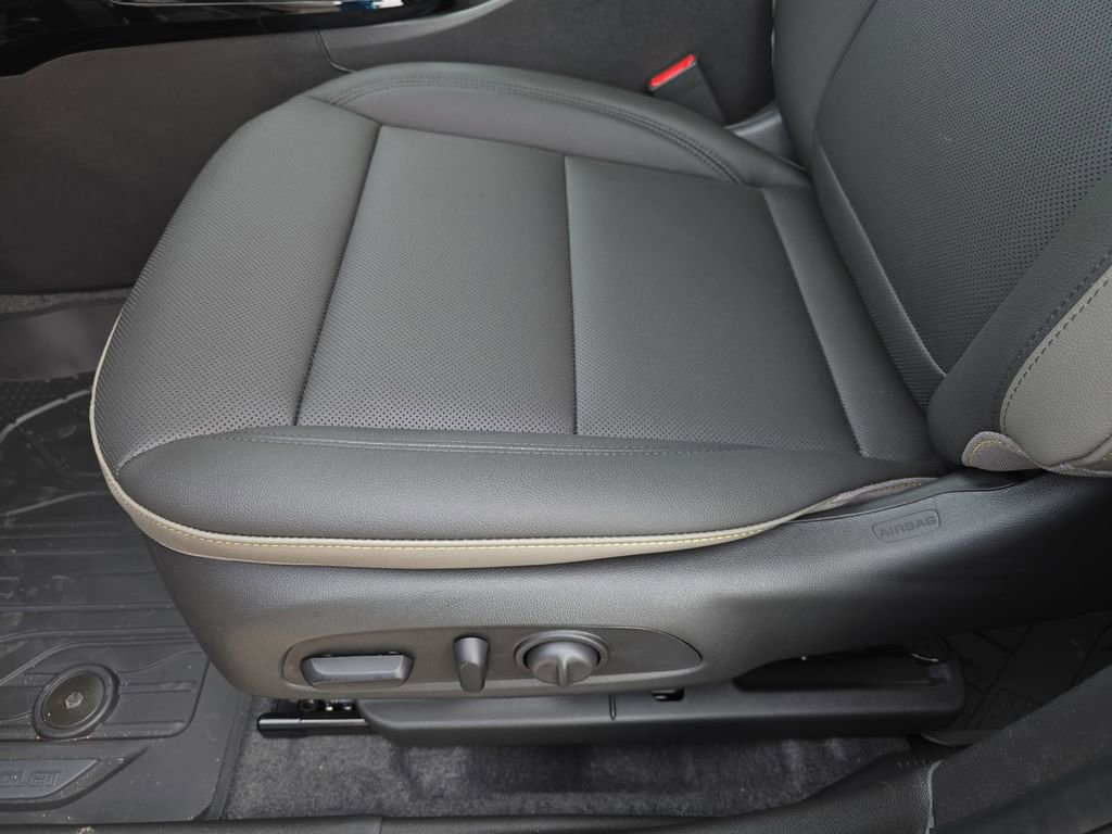 New 2026 Chevrolet Trax ACTIV w/ Driver Confidence Package FWD image 27