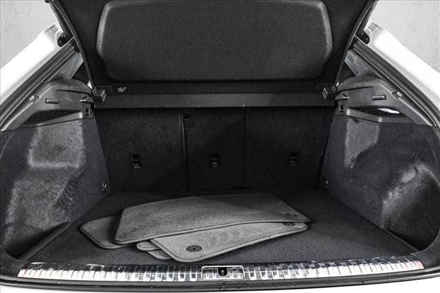 Used 2022 Audi Q3 2.0T Premium w/ Convenience Package image 6