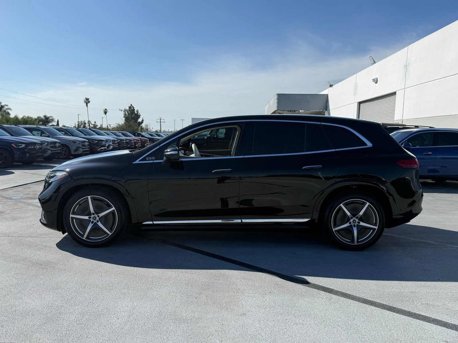 Certified 2023 Mercedes-Benz EQS 580 4MATIC SUV image 7